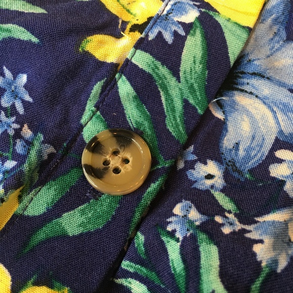 Girls - Picture 3 of 3